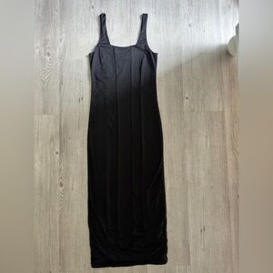 Stretchy column detail dress